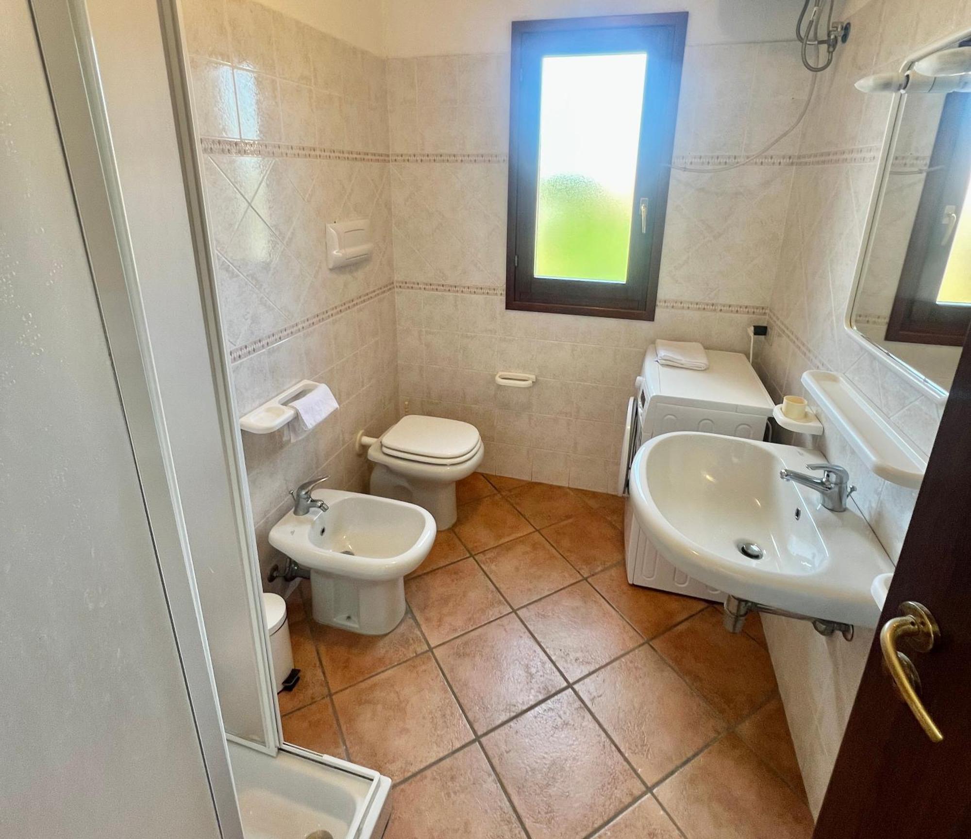 Iss Travel, La Ginestra - 2-Bedroom Apartment With Terrace And View Over Tavolara Island San Teodoro  Exterior foto